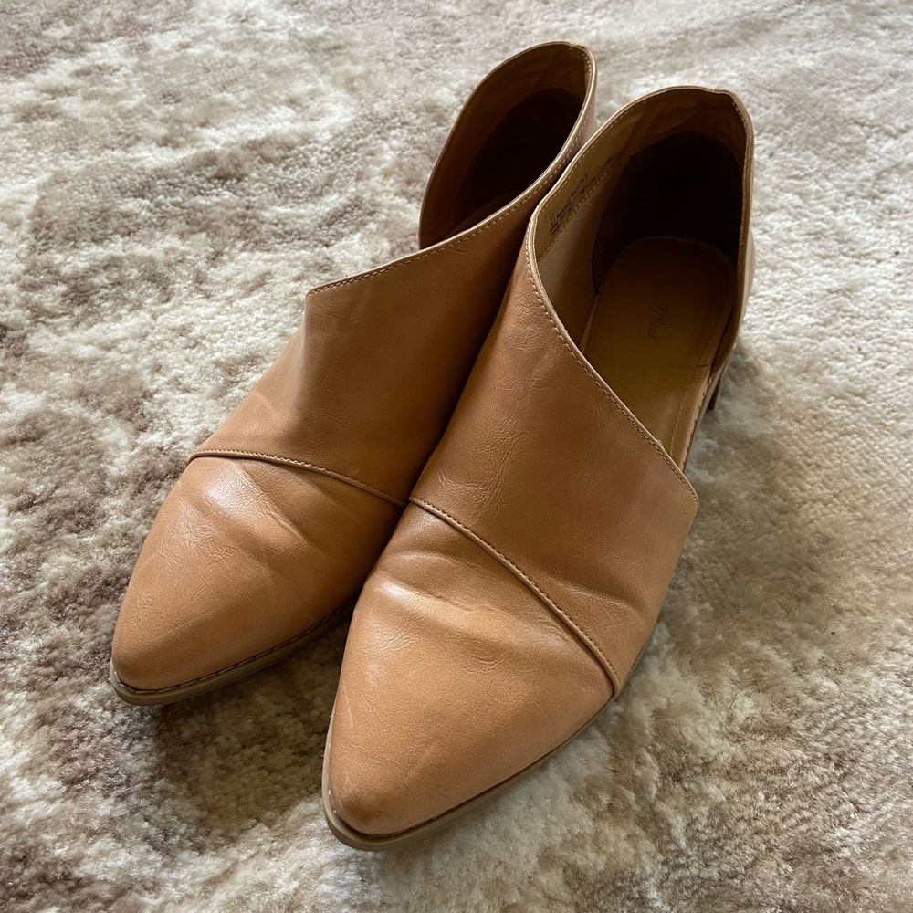 Universal Thread Cut Out Booties